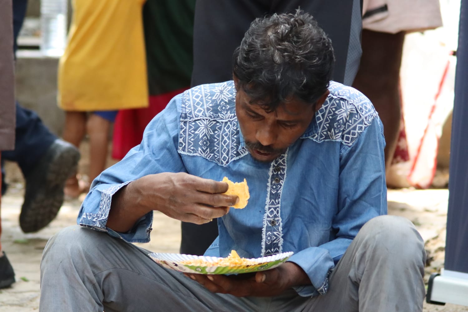 Food distribution by Bharavase